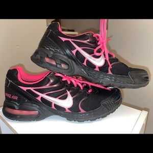 Woman’s Nike Air Max - Size 10